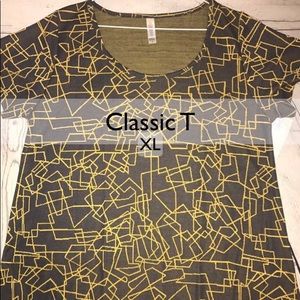 Lularoe Classic t